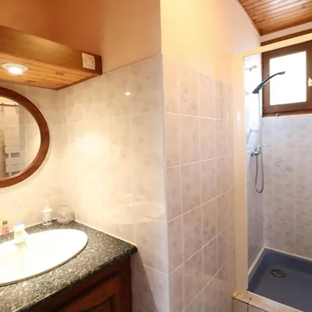 Tatil Evi Maison Authentique A : Confort, Jardin Clos, Animaux Bienvenus, Proche Salers Et Puy Mary - Fr-1-742-503 *