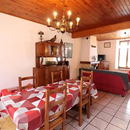 Tatil Evi Maison Authentique A : Confort, Jardin Clos, Animaux Bienvenus, Proche Salers Et Puy Mary - Fr-1-742-503 *